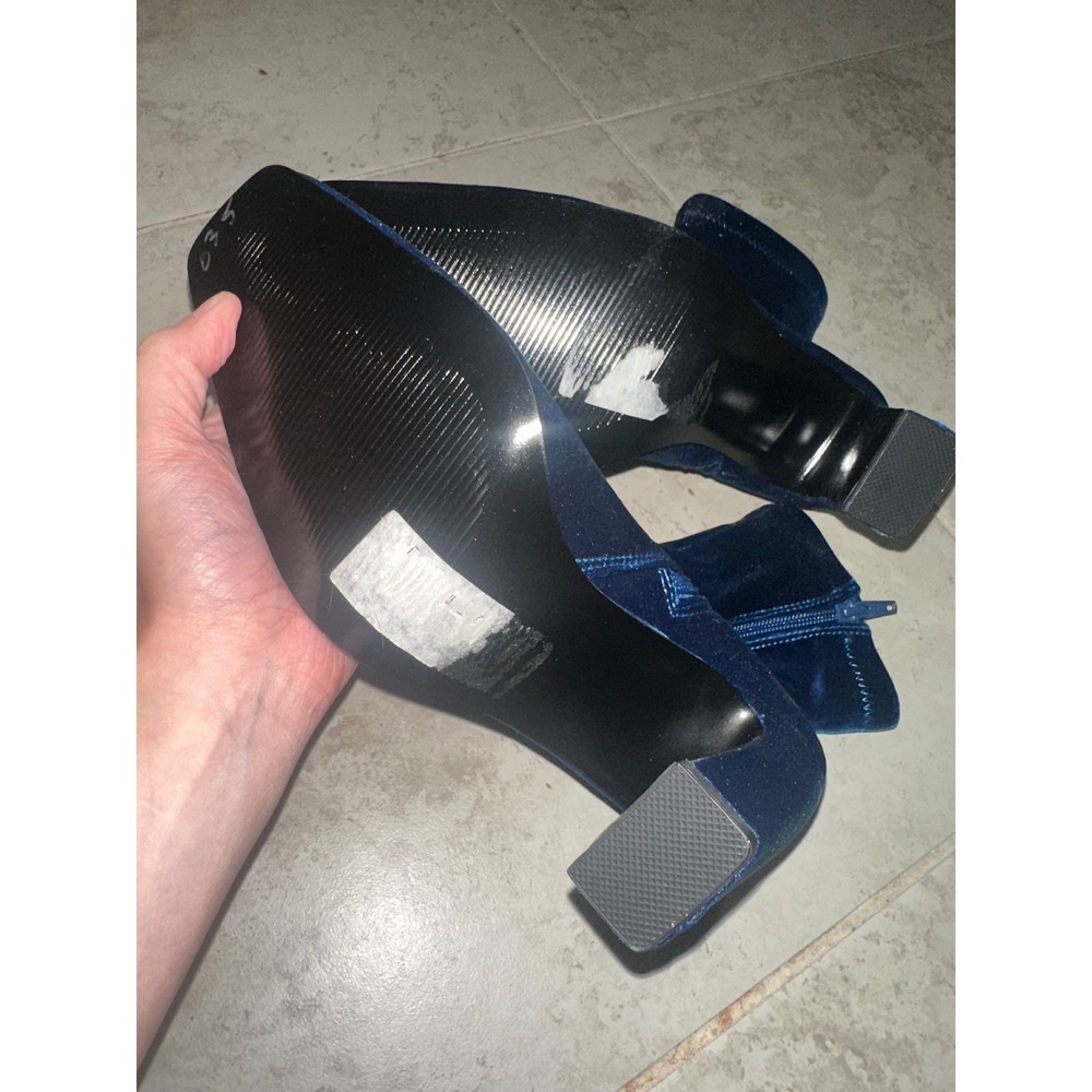 Steve Madden Vinka Blue Velvet Ankle Boots Square Toe Block Heel Women's Size‎ 8 - Picture 8 of 8